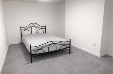 North Road East, North Hill, Plymouth - Image 3